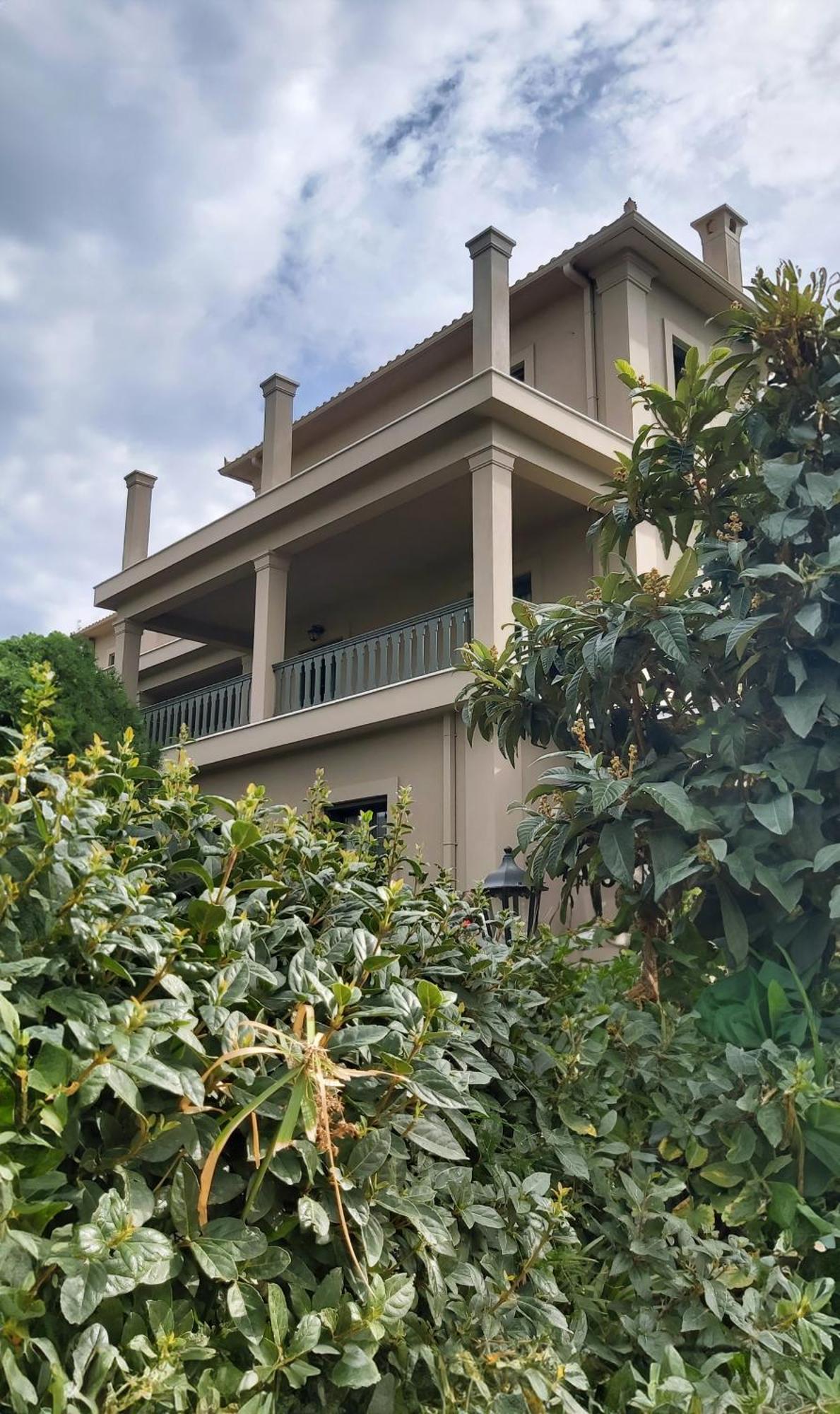 Agrilia Maison Razáta Exterior photo